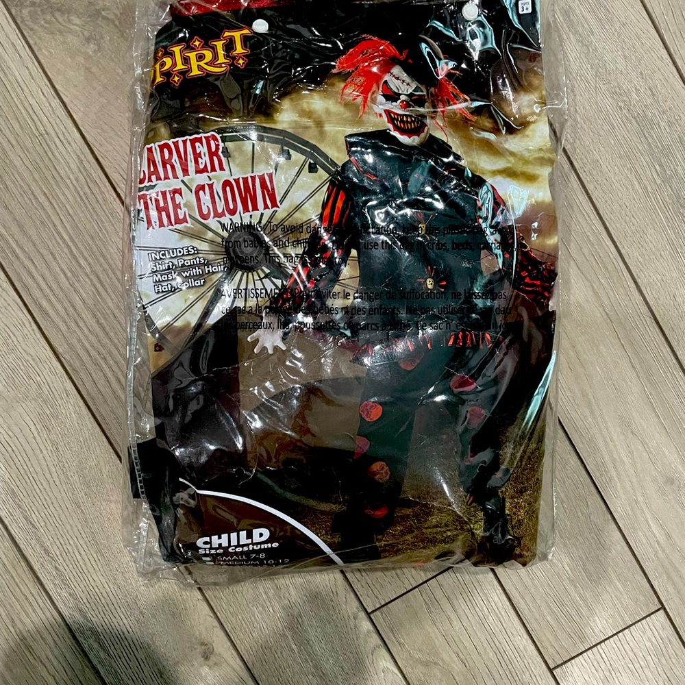 Carver the Clown Halloween Costume